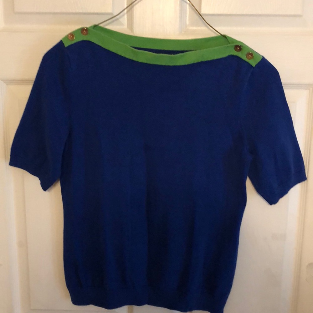 Short sleeve blouse